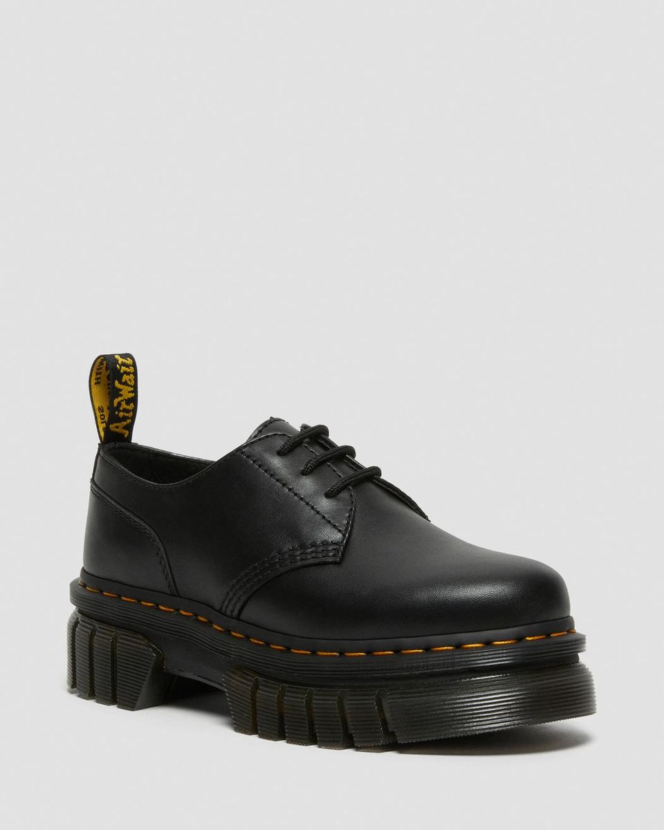DR. MARTENS 3 EYE SHOE AUDRICK 3 EYE